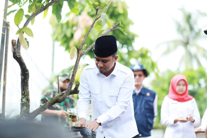 Warga Tanam Cabai