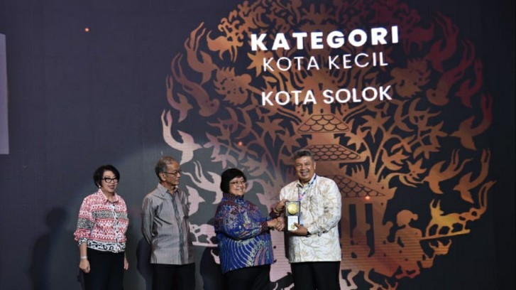Kota Solok Raih Penghargaan Adipura
