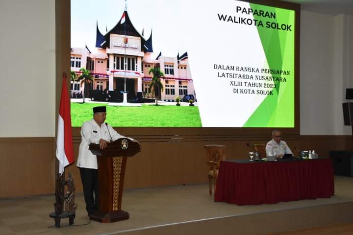 Tuan Rumah