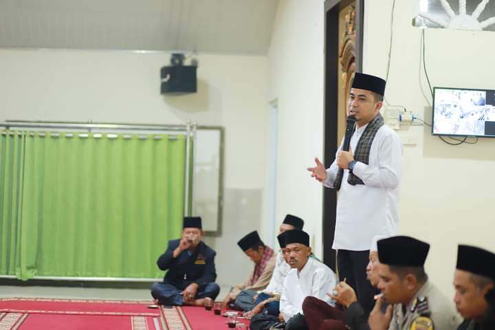 Arisan Panggung Pidato