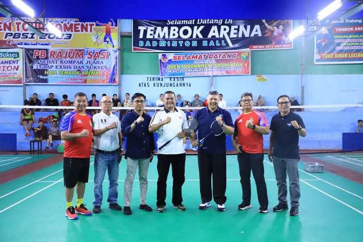 Turnamen Badminton Solok