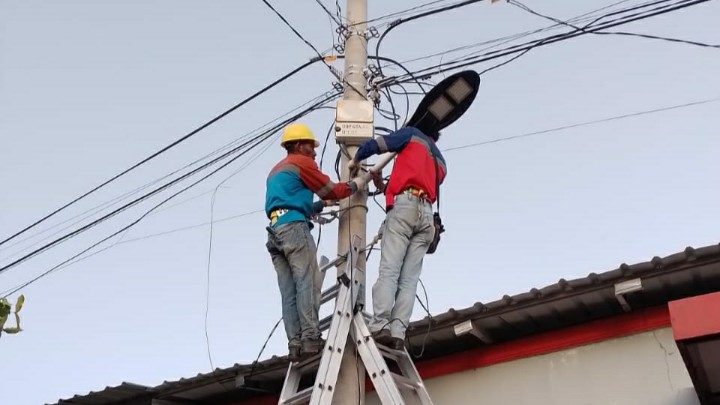 Kabel Listrik Semrawut