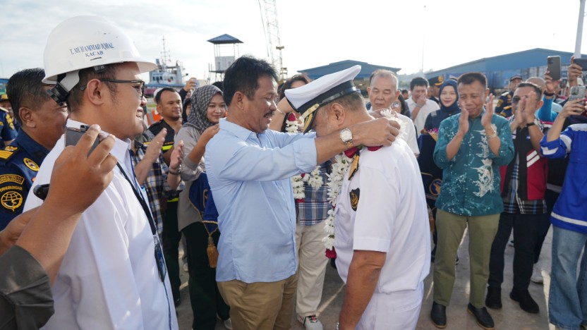 Kapal Pelni KM Kelud