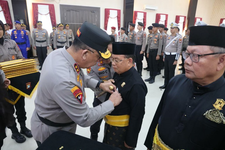 Lembaga Adat Melayu