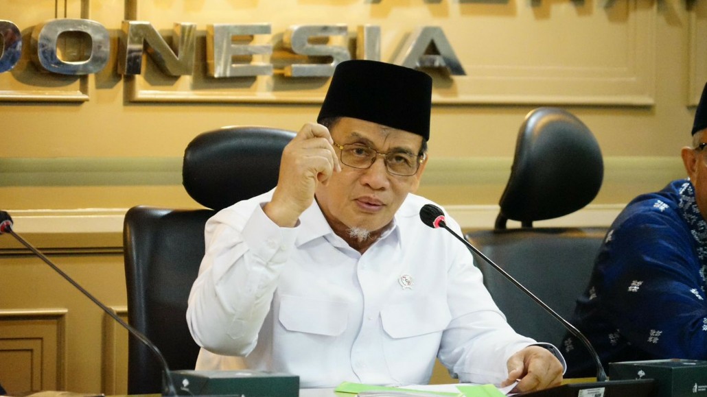 Aksi Paksa Minta THR