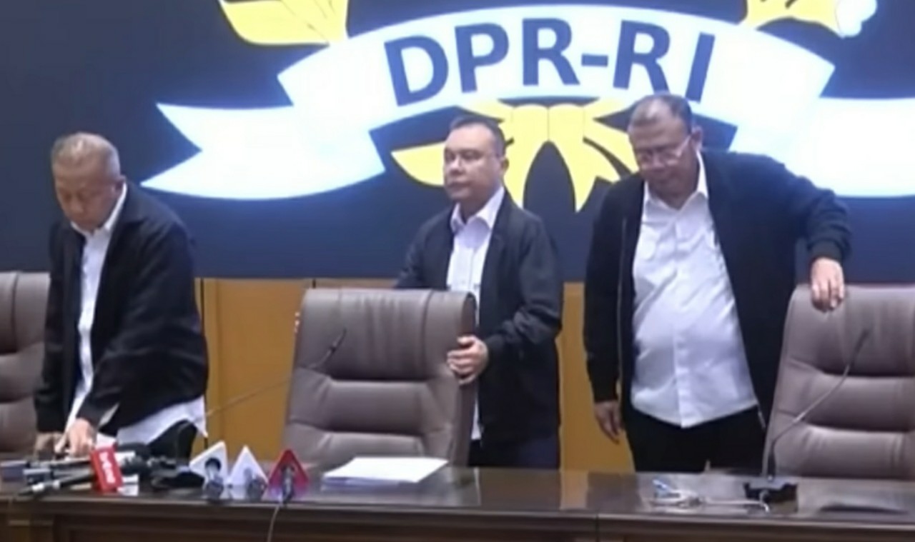 DPR RI Pangkas Tunjangan