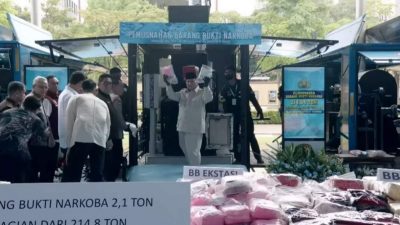 Prabowo Imbau Masyarakat